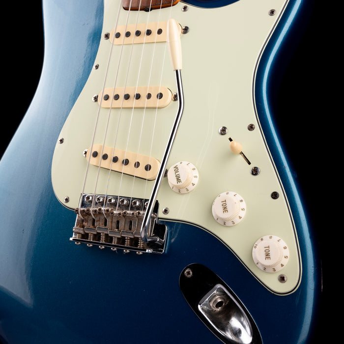 Vintage 1965 Fender Stratocaster Lake Placid Blue With OHSC