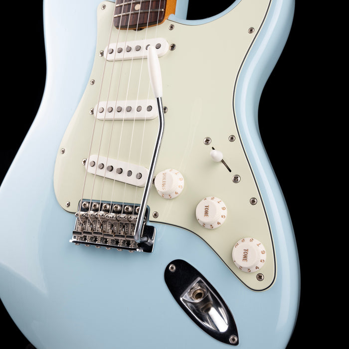 Used Fender Limited Edition Vintera II Road Worn '60s Stratocaster Sonic Blue with OHSC