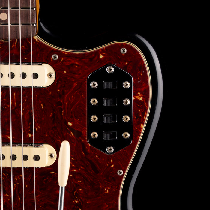 Fender Custom Shop 60's Bass VI Journeyman Relic Wide Fade 3-Tone Sunburst With Case