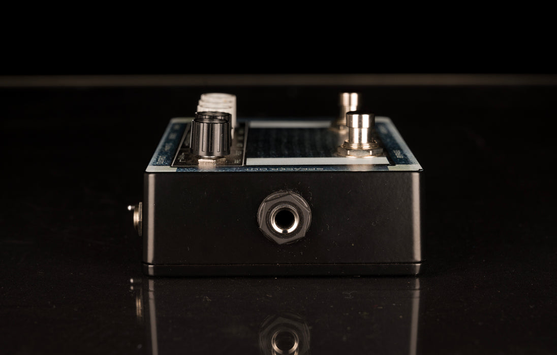 Used Acorn Amplifiers Solid State Preamp Amp with a Box