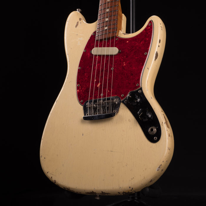 Pre Owned 1966 Fender Musicmaster Olympic White With Gig Bag