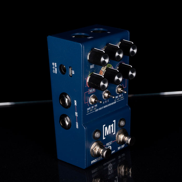 Used Walrus Audio Mako Series: M1 High-Fidelity Modulation Machine Pedal With Box