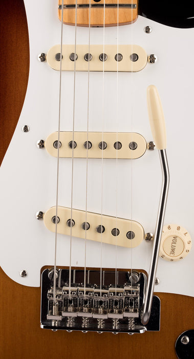 Fender Vintera 50's Modified Strat 2-Tone Sunburst With Gig Bag