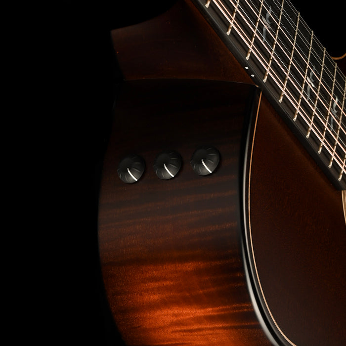 Taylor Builder's Edition 652ce 12 String Wild Honey Burst Acoustic Electric Guitar With Case