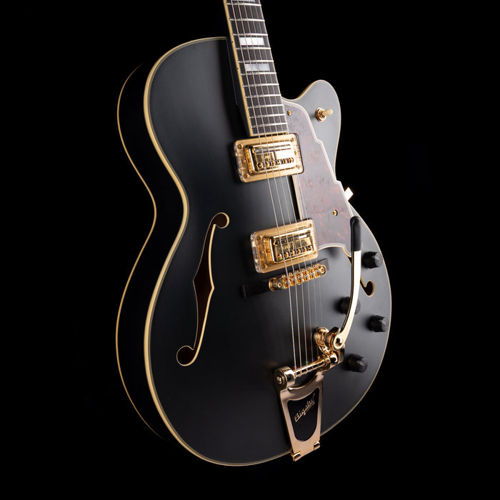 Pre-Owned D’Angelico Deluxe DLX-175 Hollow Body Matte Midnight With OHSC