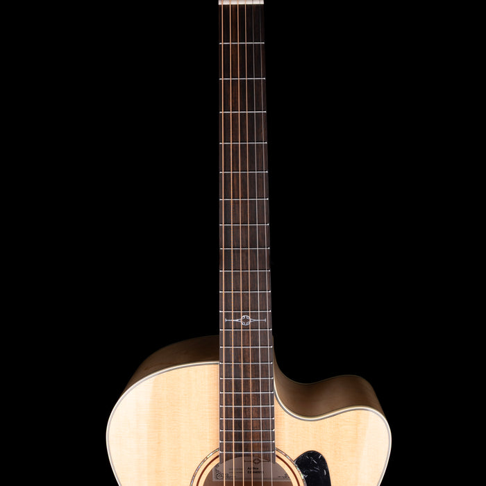 Alvarez Artist Series AJ80-CE Jumbo Acoustic-Electric Guitar Natural