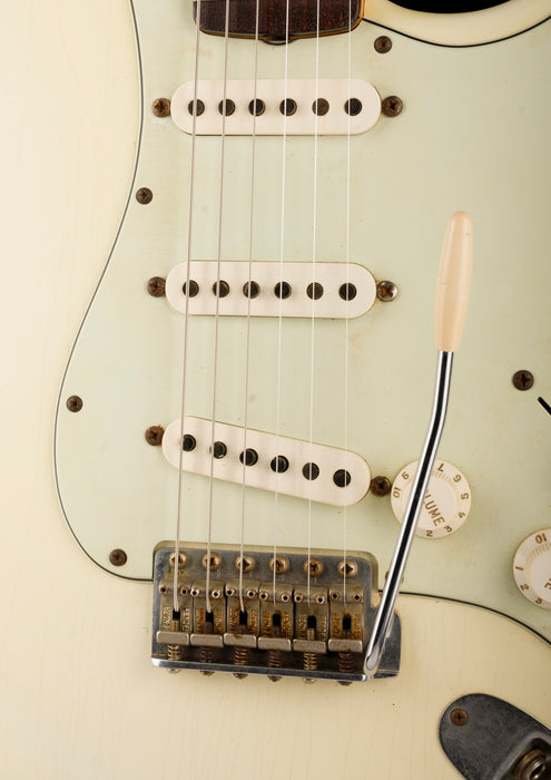 Pre Owned Fender Custom Shop 1960 Stratocaster Relic Olympic White With OHSC