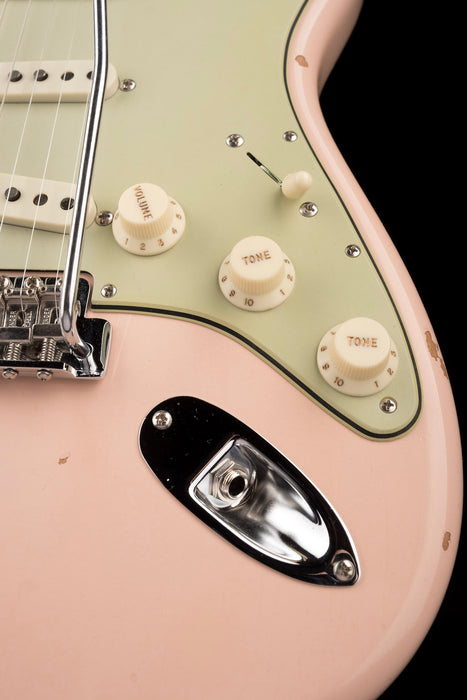 Fender Custom Shop Late 1962 Stratocaster Relic Super Faded Aged Shell Pink With Case
