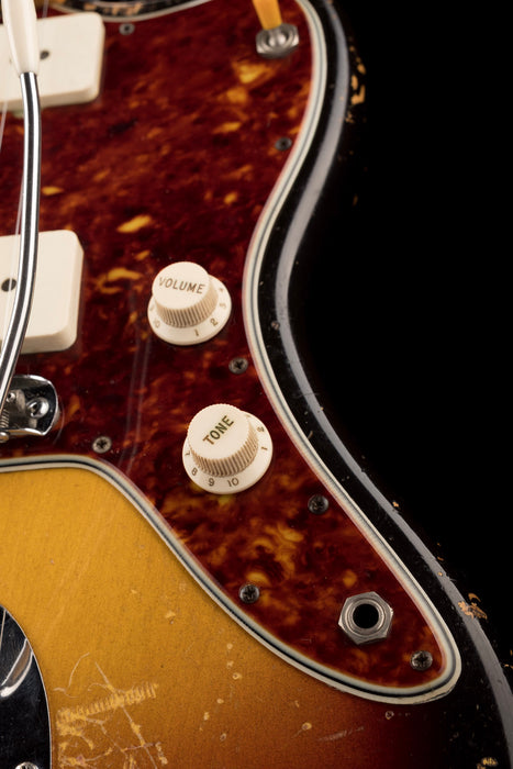 Vintage 1961 Fender Jazzmaster 3-Tone Sunburst with Case