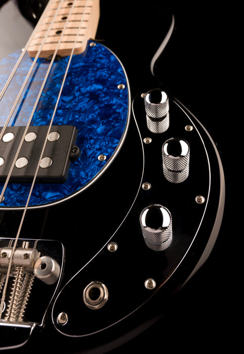 Pre Owned Ernie Ball Music Man Stingray Short Scale Bass Black With Gig Bag