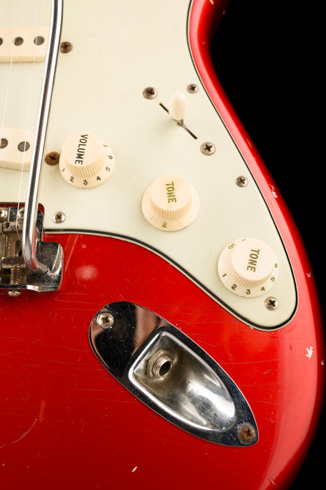 Vintage 1961/1963 Fender Stratocaster Candy Apple Red Electric Guitar With OHSC