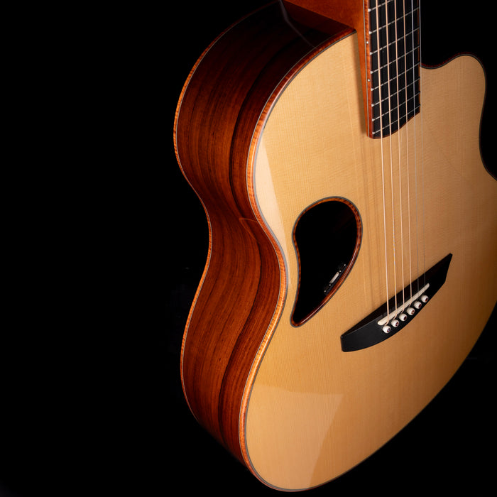 Pre Owned 2010 McPherson 3.5 in Madagascar Rosewood & Engelmann Spruce Natural With OHSC