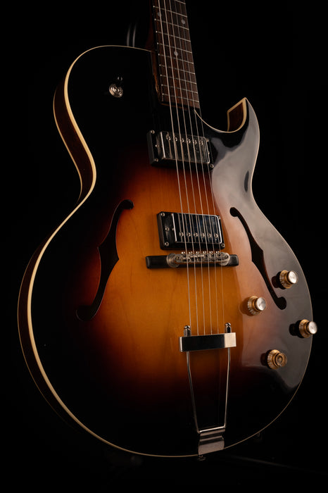 Pre Owned Loar LH-304T CVS Thinbody Archtop Cutaway Vintage Sunburst With HSC