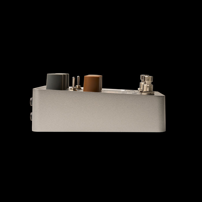 Univeral Audio UAFX OX Stomp Dynamic Speaker Emulator Pedal