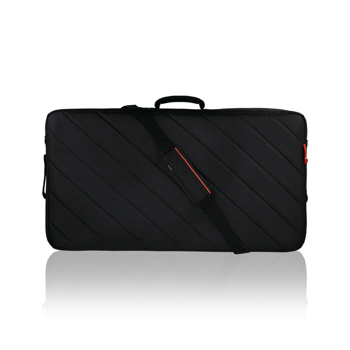 Mono Pedalboard Rail Large Black With Stealth Club Accessory Case - PFX-PBR-L-BLK-BDL