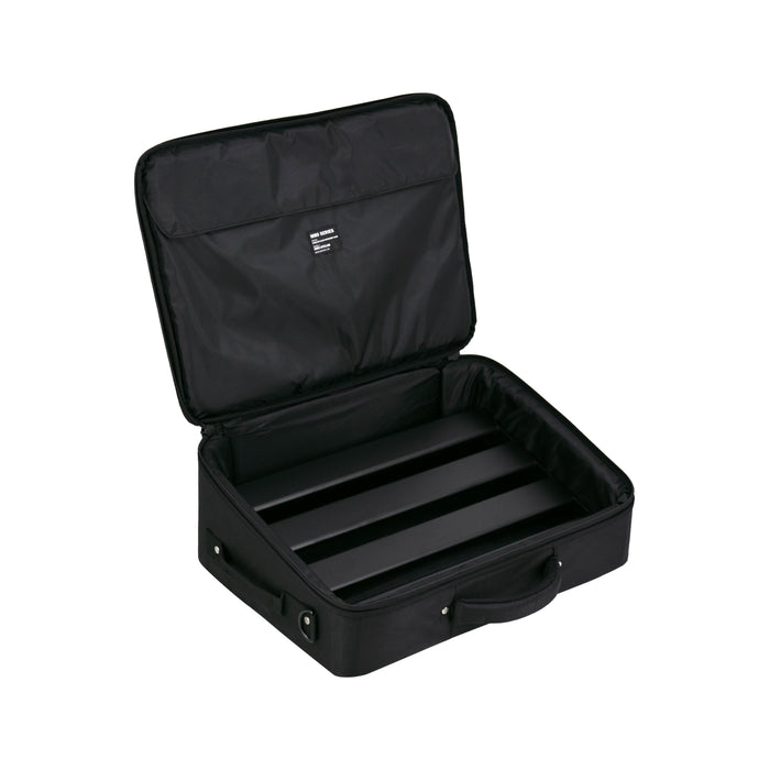 Mono Pedalboard Rail Small Black With Stealth Club Accessory Case - PFX-PBR-S-BLK-BDL