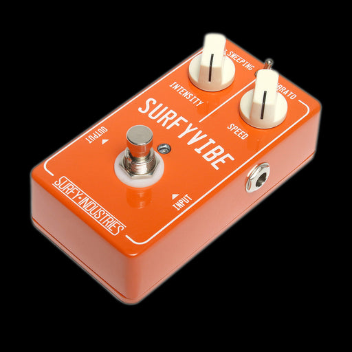 Surfy Industries SurfyVibe Vibrato Guitar Effect Pedal Front Angle 