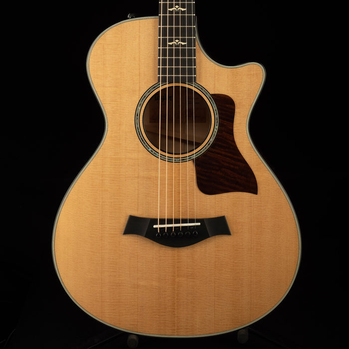 Taylor 612ce 12-Fret Grand Concert 12 Fret Acoustic Electric Guitar Sitka Spruce top