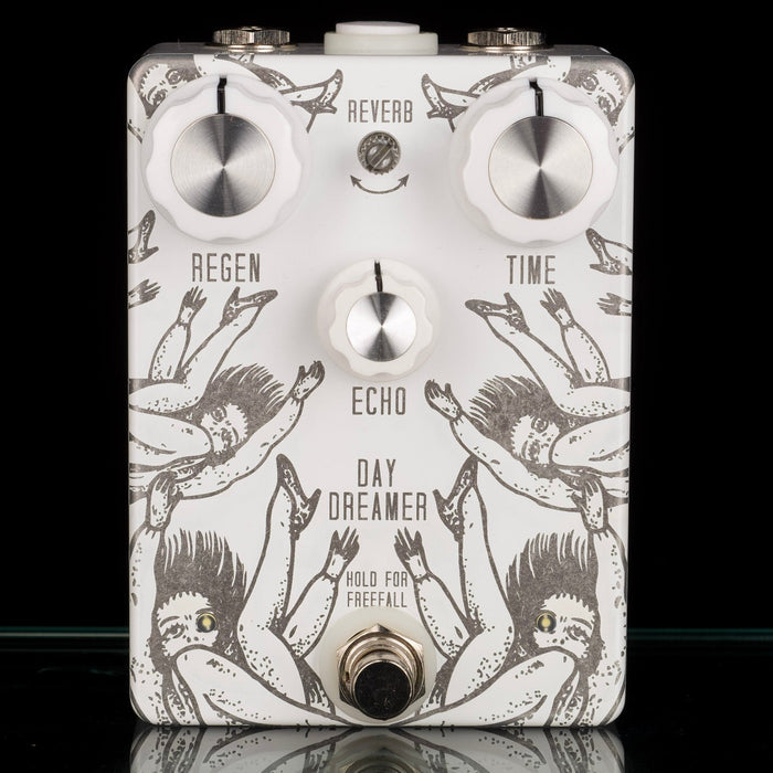 Used TomKat Daydreamer Delay/Reverb Guitar Effect Pedal With Box