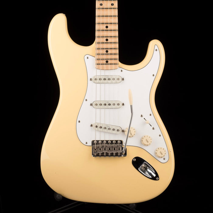 Used Fender Yngwie Malmsteen Stratocaster Vintage White with OHSC