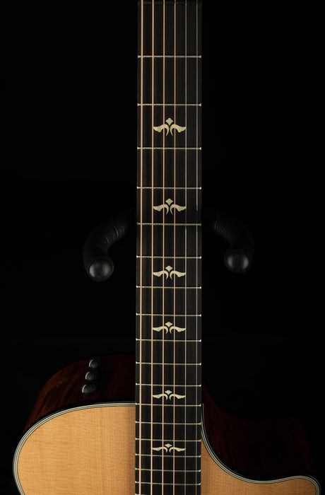 Taylor 612ce 12-Fret Grand Concert 12 Fret Acoustic Electric Guitar Sitka Spruce top