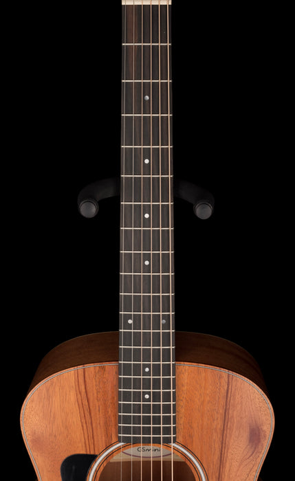 Taylor GS Mini Mahogany Left-Handed Acoustic Guitar with Gig Bag