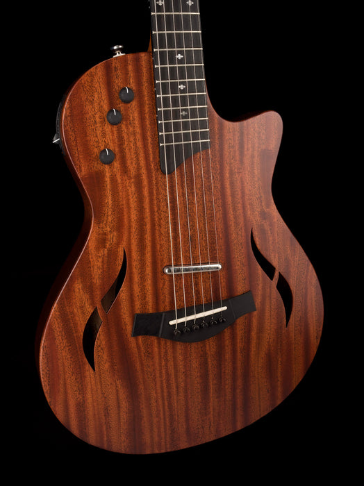 Pre Owned 2022 Taylor T5Z Classic Mahogany Natural With Bag
