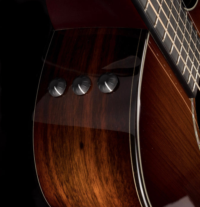 Used Taylor Custom Grand Auditorium Sinker Redwood And Macassar Ebony with OHSC