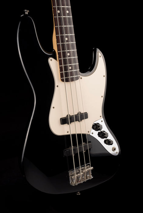 Pre Owned 2005 Fender Jazz Bass Standard Bartolini Noiseless Pickups Black With Gig Bag