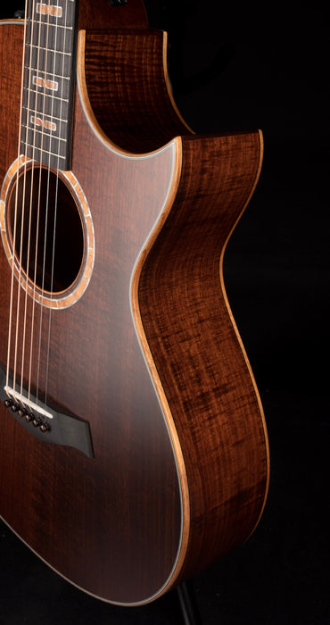 Taylor Custom Grand Concert 12 Fret Figured Blackwood with Case