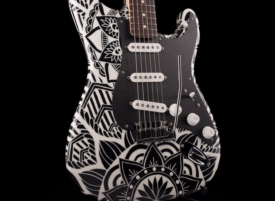 Pre-Owned Fender Custom Shop Masterbuilt Greg Fessler Madison Roy "Arctic" Stratocaster