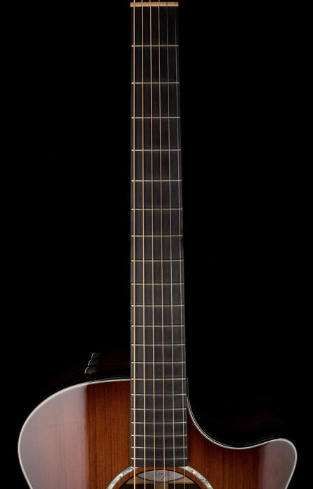 Used Taylor Custom Grand Auditorium Sinker Redwood And Macassar Ebony with OHSC