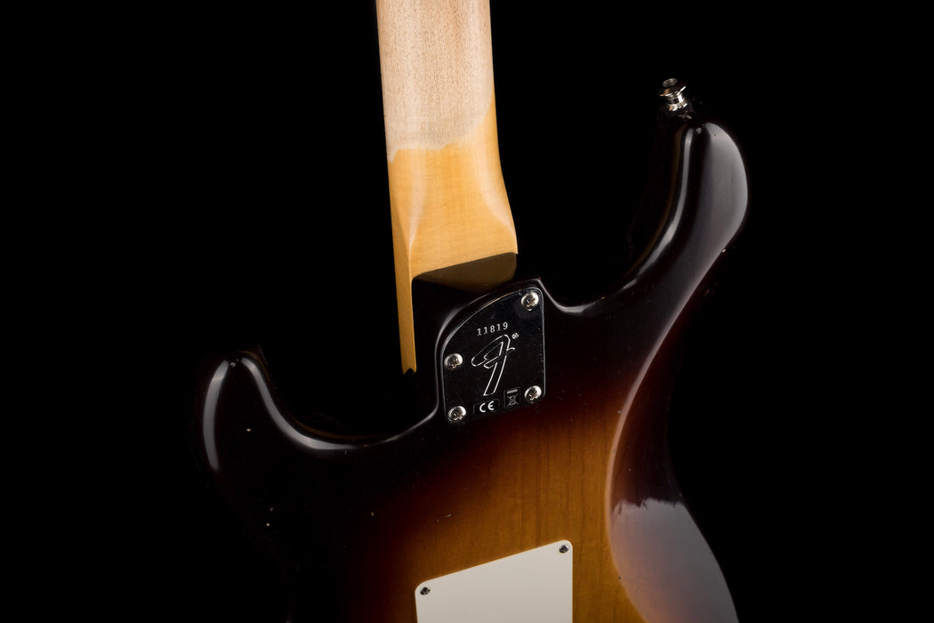 Fender Custom Shop Postmodern Stratocaster Journeyman Relic Wide-Fade Chocolate 2-Tone Sunburst