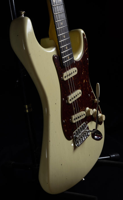 Fender Custom Shop Postmodern Stratocaster Journeyman Relic Aged Vintage White