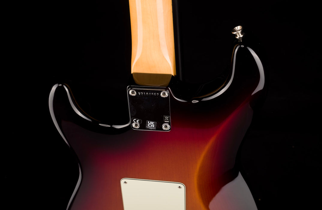 Fender American Original 60's Stratocaster 3-Tone Sunburst With Case ***B-STOCK***
