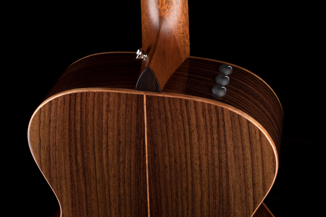 Taylor 712e 12-Fret Acoustic Electric Guitar With Case