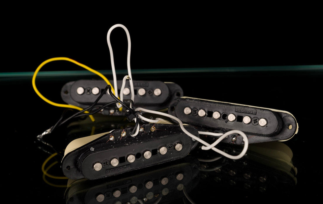 Used Fender Hot Noiseless Stratocaster Pickup Set