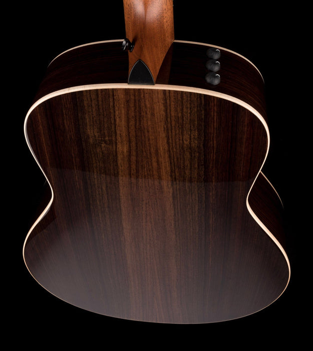 Taylor GT 811e Sinker LTD Acoustic Electric Guitar With AeroCase