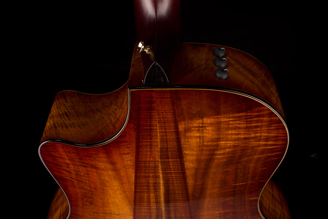 Taylor 914ce LTD AA-Grade Figured Hawaiian Koa With Case