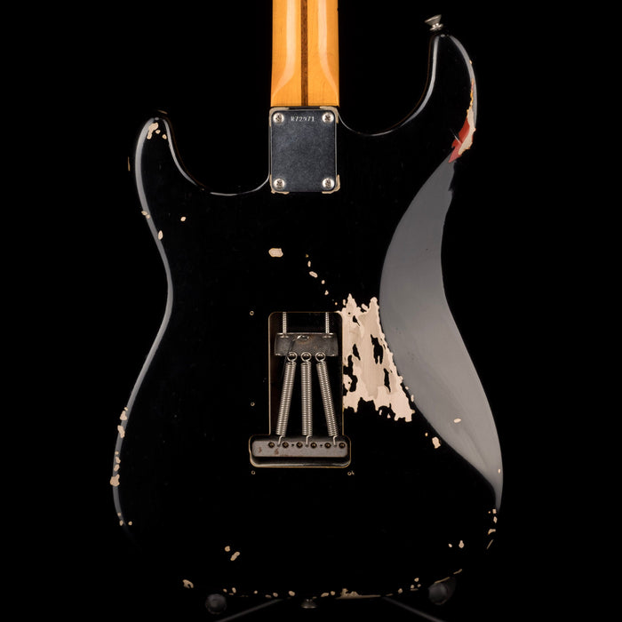 Pre-Owned Fender Custom Shop David Gilmour Stratocaster Relic Black over 3-Tone Sunburst