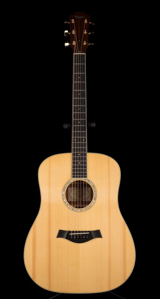Used Taylor DN5 Acoustic with OHSC