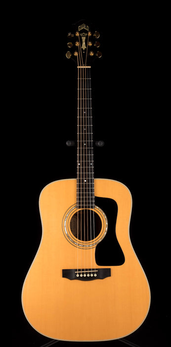 Pre Owned 1996 Guild DV52 NT-HG Natural Dreadnaught Acoustic With Case