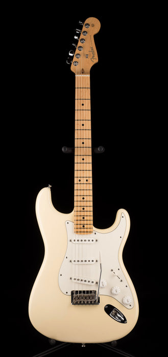 Used 2011 Fender American Standard Stratocaster Olympic White with OHSC