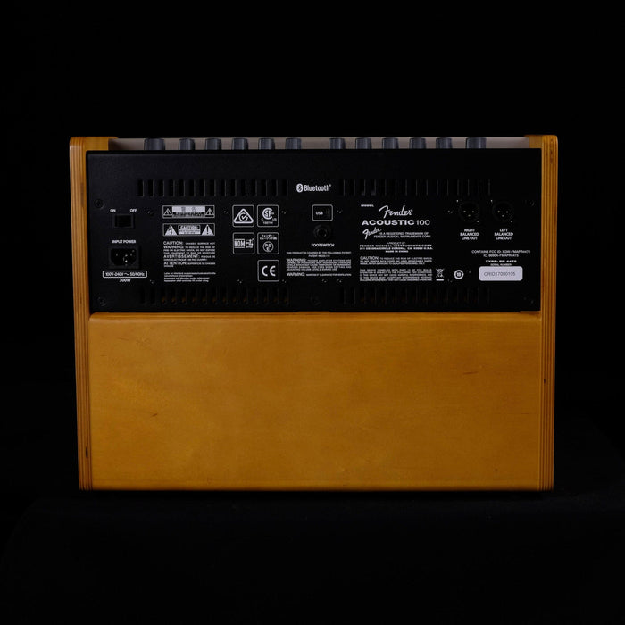 Used Fender Acoustic 100 Amp with Cover