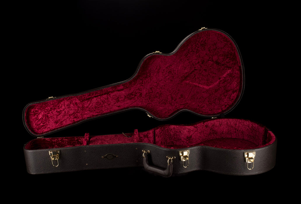 Taylor Custom Grand Auditorium Presentation/900 Series Honduran Rosewood and Sinker Mahogany With Case