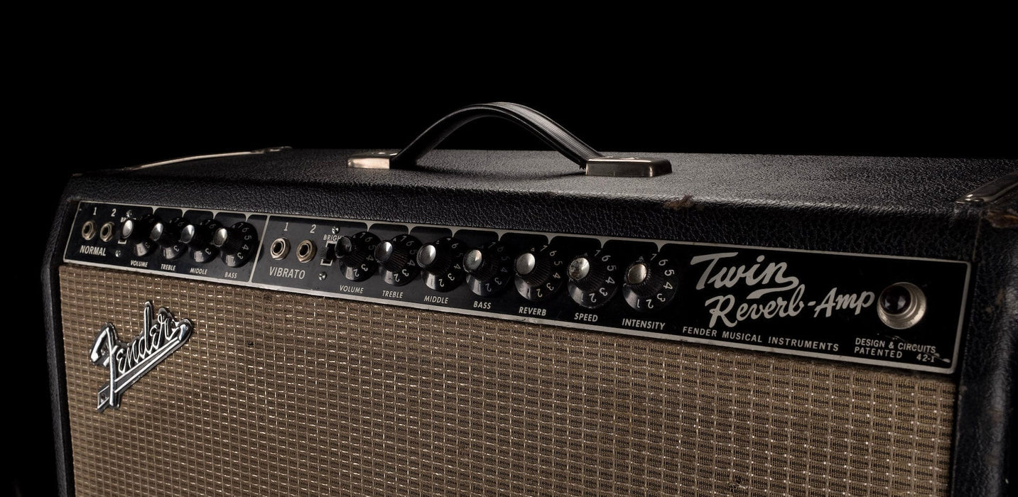Pre Owned Vintage 1967 Fender Twin Reverb Guitar Amp Combo