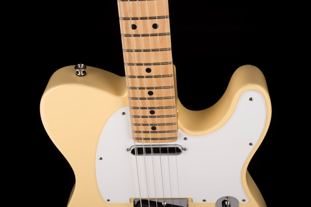 Used Fender American Performer Telecaster Vintage White with Case