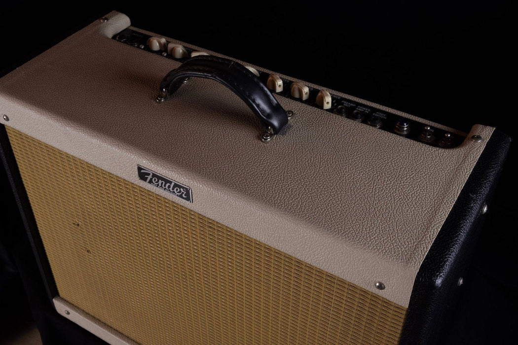 Used Limited Edition Two-Tone Fender FSR Hot Rod Deluxe III Tube Guitar Amplifier