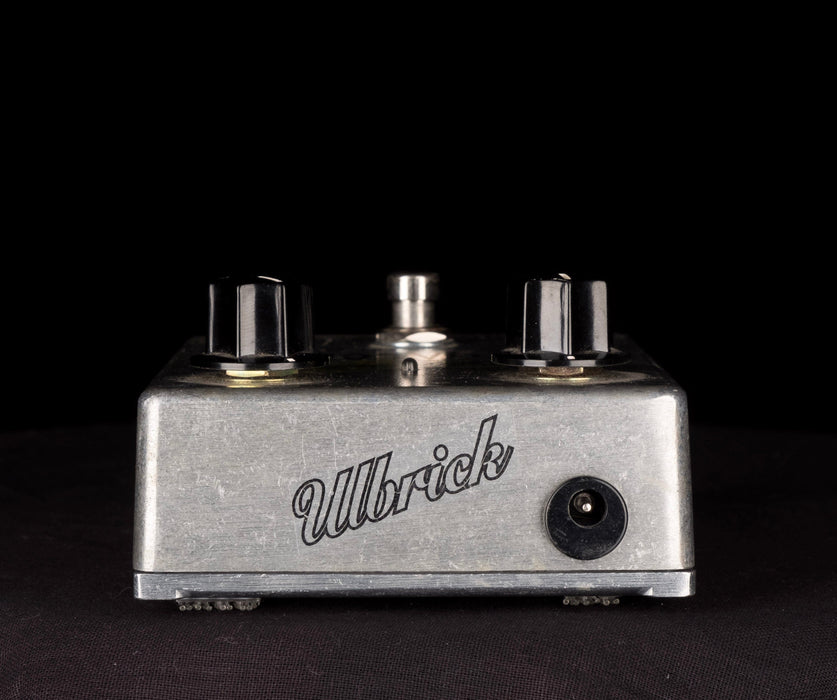 Used Ulbrick MegalodonSuper Solo Clean Boost Pedal
