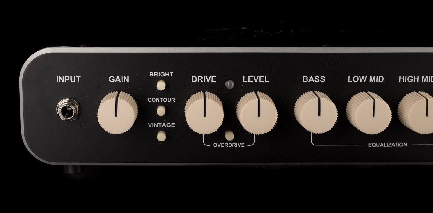 Used Fender Rumble 800 Bass Amp Head with Bag - ICTA19002912